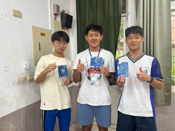 Sihu Senior High, 3 August — introductions and blueprint postcards