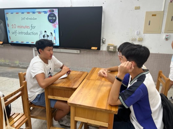 Sihu Senior High, 3 August — introductions and blueprint postcards