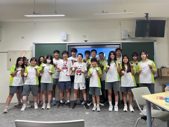 Classroom and campus moments during the week