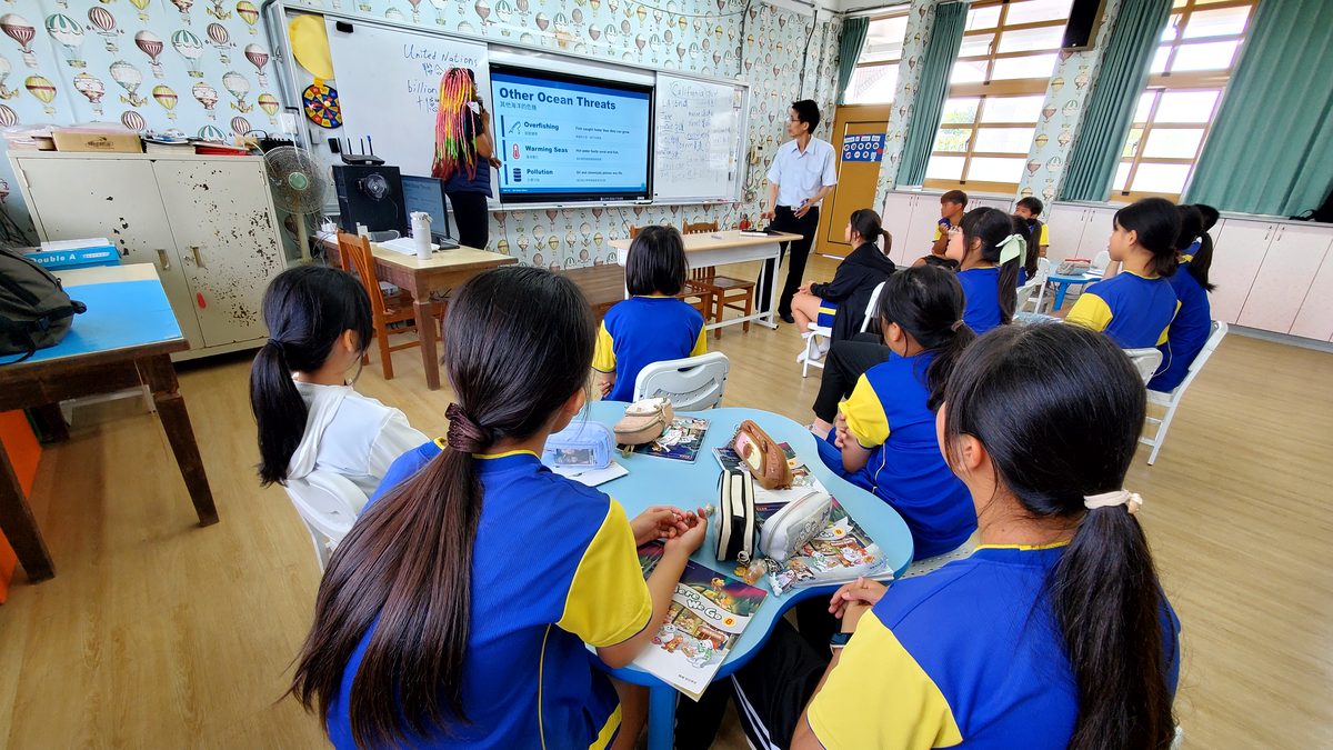 Students in a My Culture Connect English class in Changhua